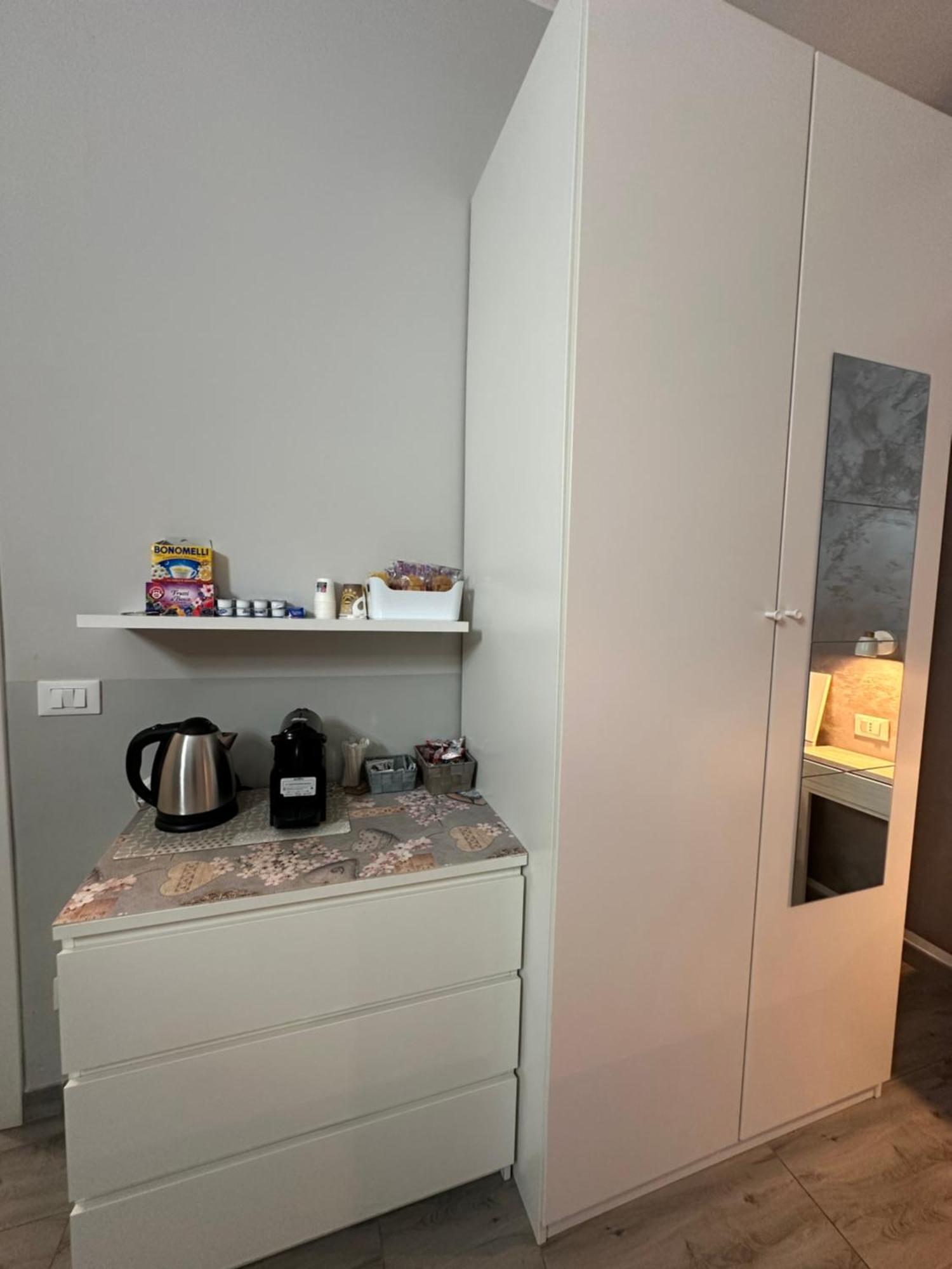 Locazione Turistica Girasole Bed & Breakfast Verona Exterior photo